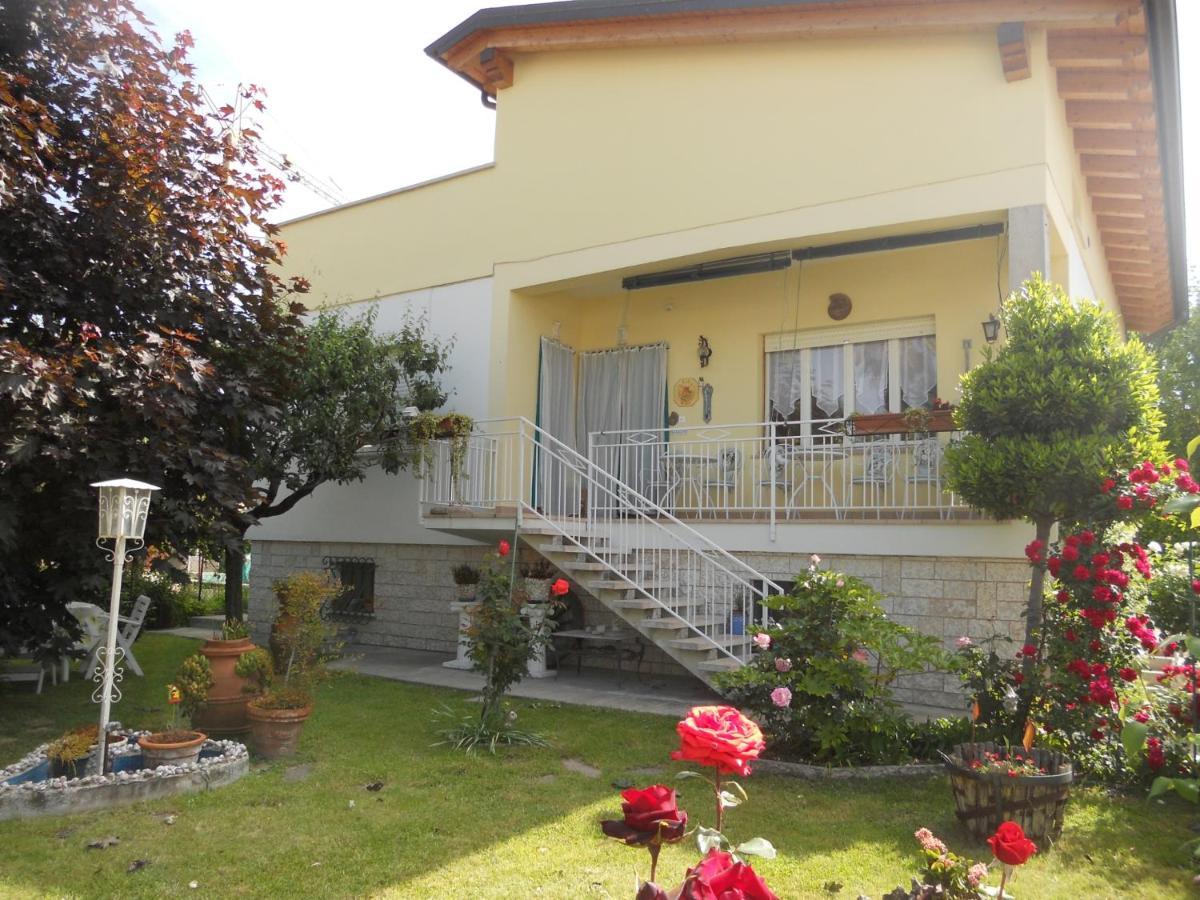 Villa Le Fate Dimora Di Charme Con Piscina 라찌제 외부 사진